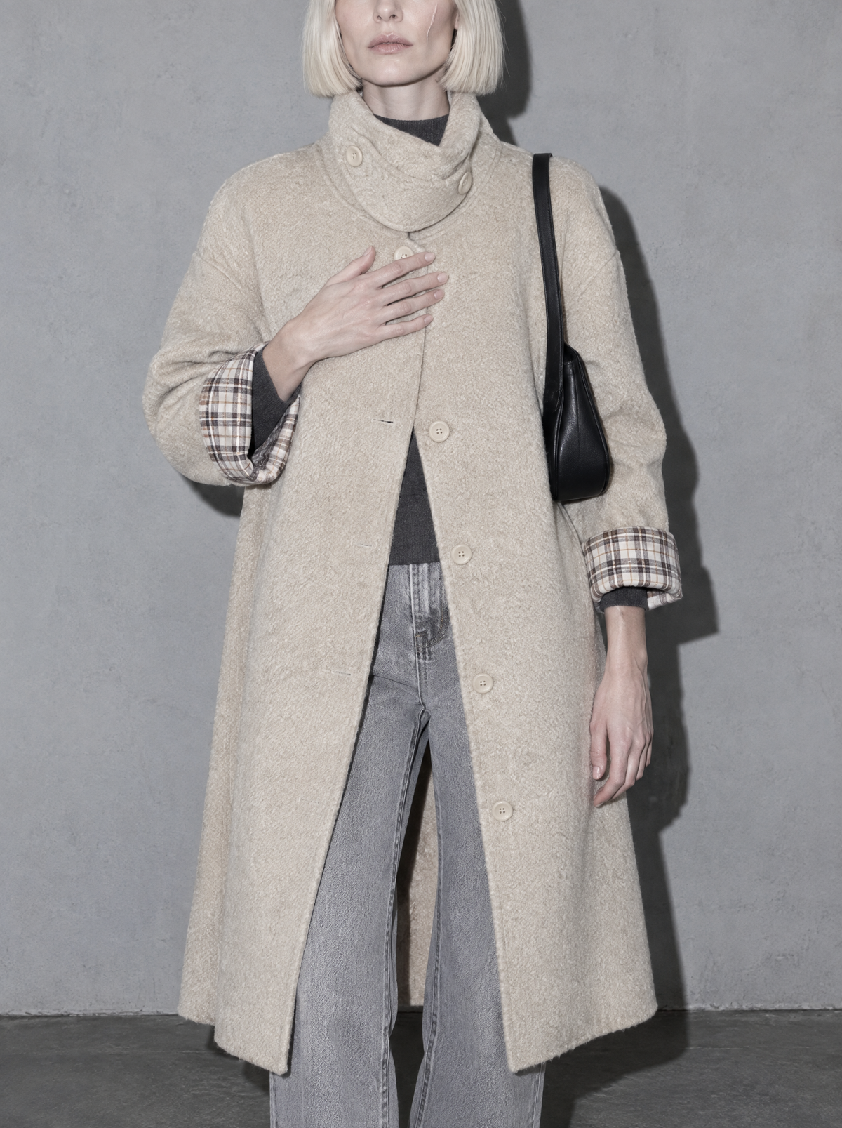 Cool flash studio · Streetstyle Apricot bust to thigh