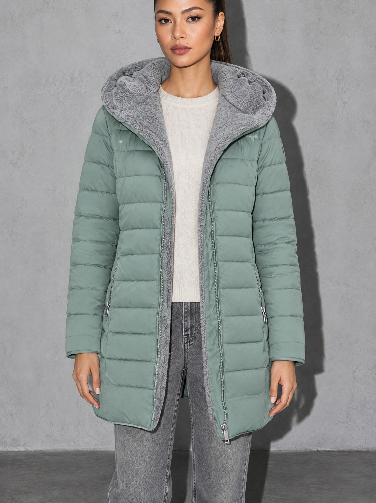 Cool flash studio · Streetstyle Default bust to thigh