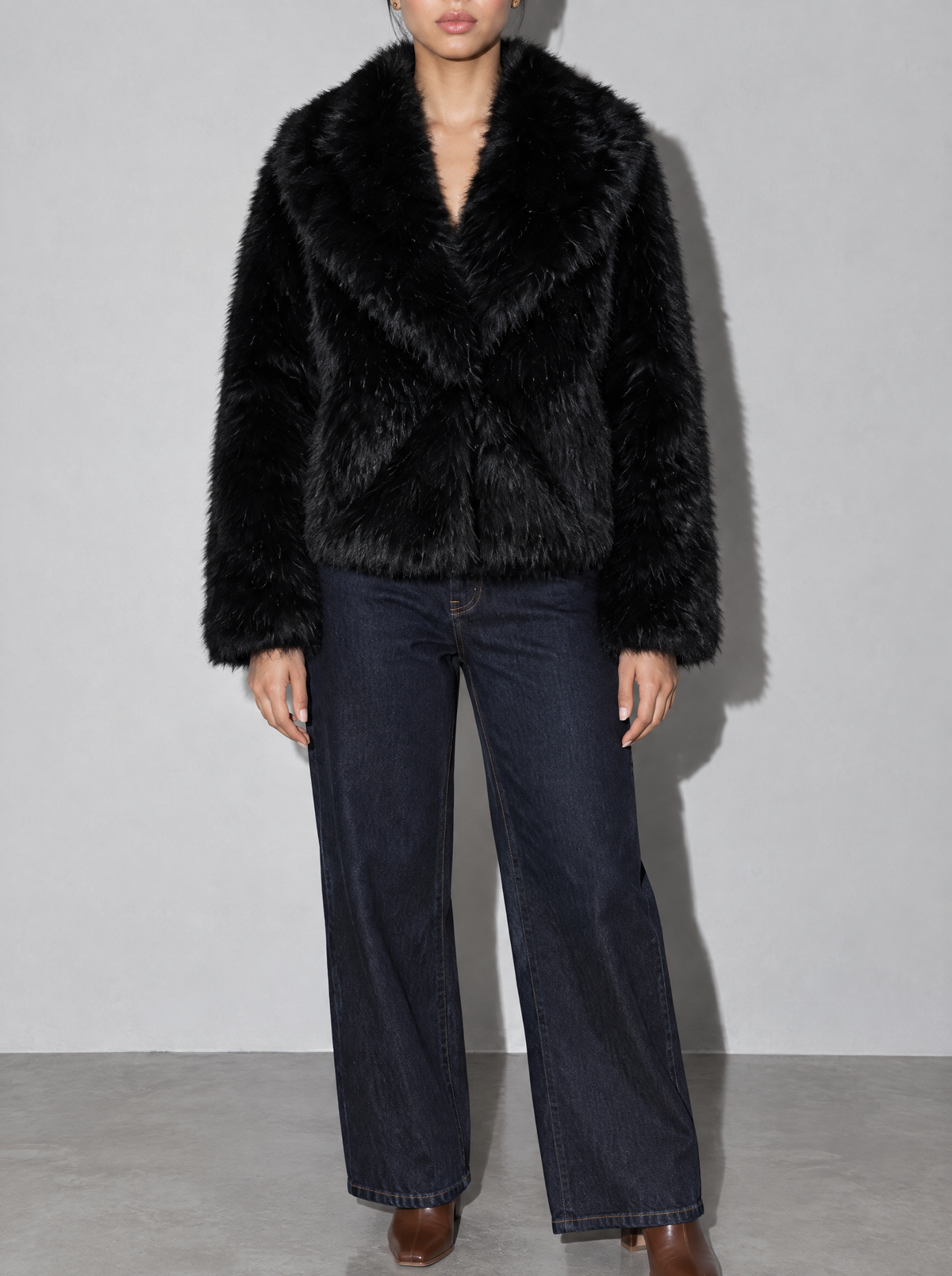 Women's Jacket Faux Fur Shawl Collar Cropped — Black — bust to thigh
