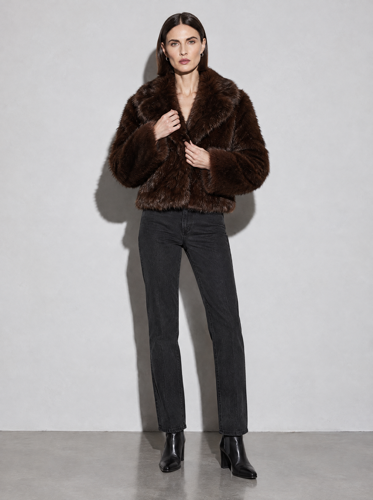 Women's Jacket Faux Fur Shawl Collar Cropped — Dark Brown — adjusting