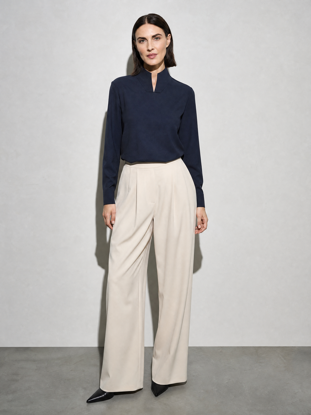 New Chinese-style Mandarin-collar Long-sleeve Blouse Niche Office-chic Top For Women - Dark Blue Premium Fabric Finish Main