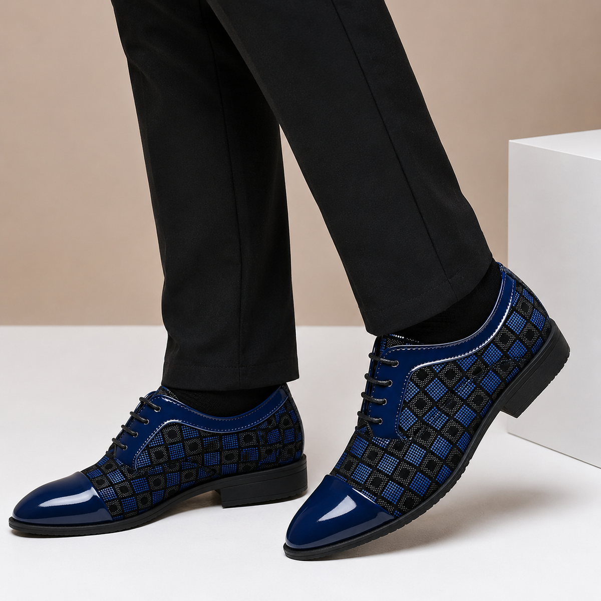 Men's Leather Lace-Up Dress Shoes with Patterned Upper