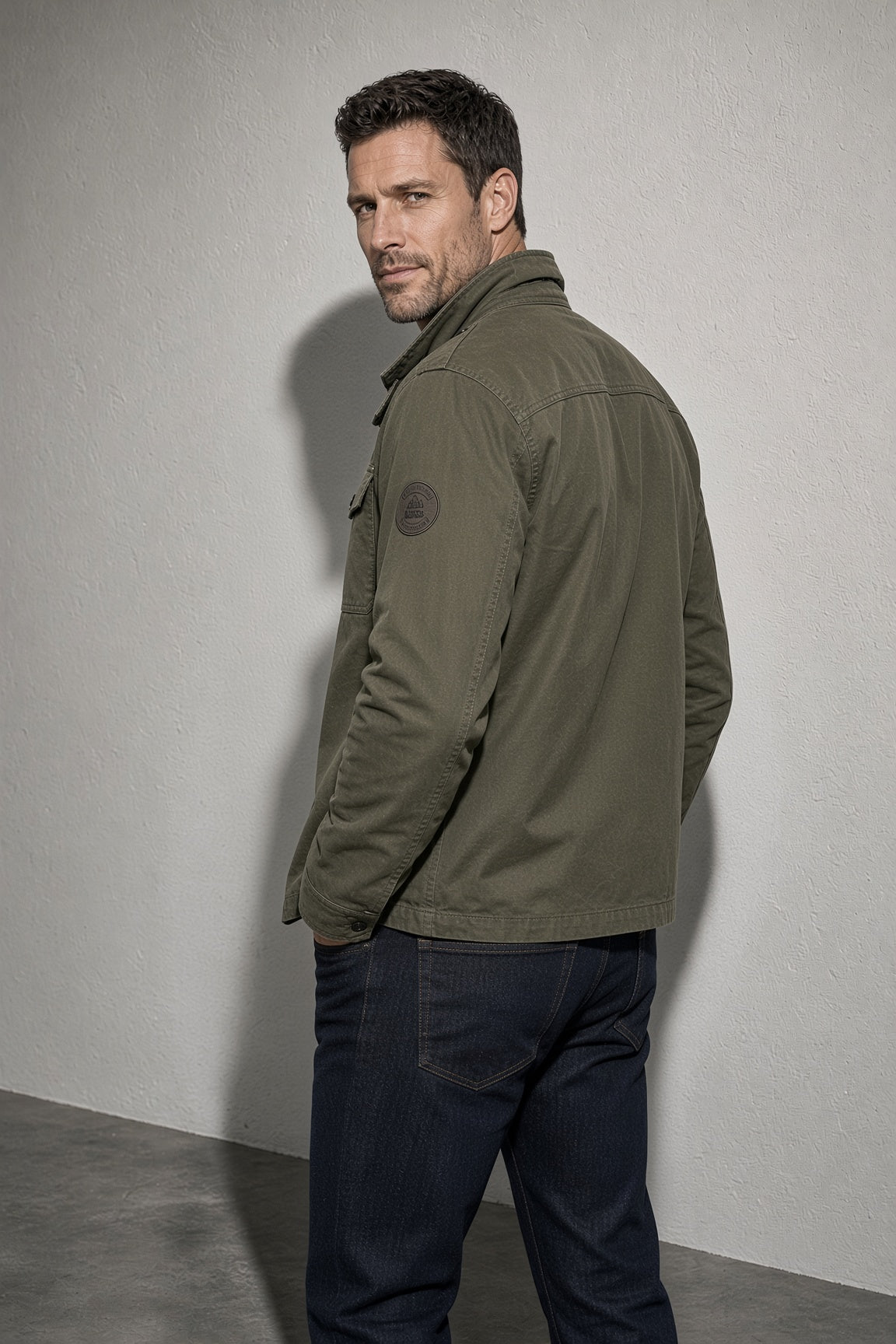 Men's Jacket Four-Pocket Stand Collar — Fabric Texture & Material Detail