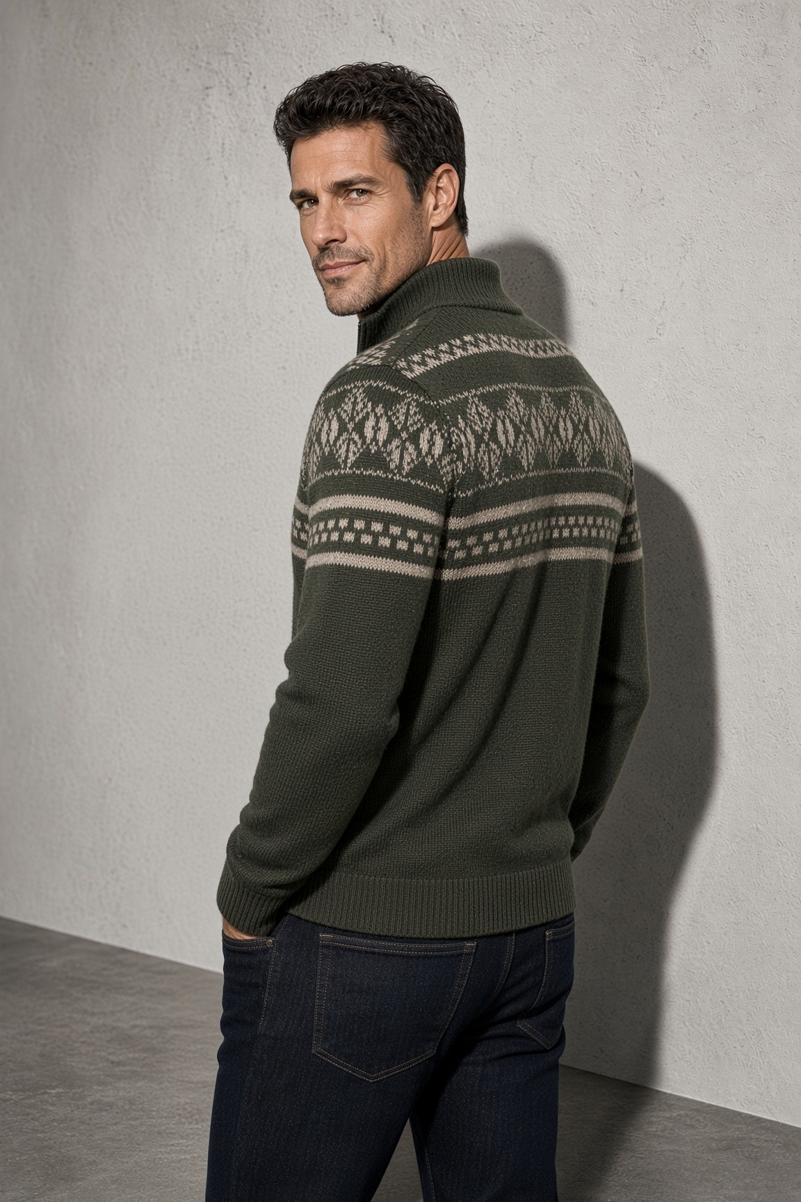 Men's Cardigan Fair Isle Zip-Up Front — Sleeve & Cuff Detail