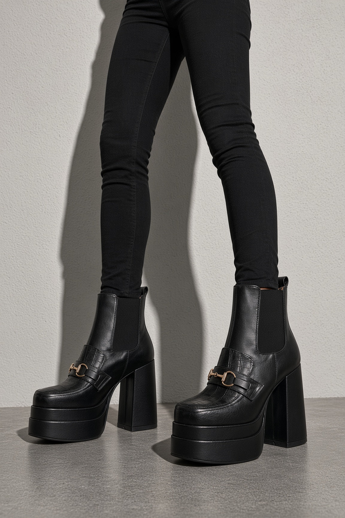 Women's Boots Chelsea Platform Block Heel Buckle Trim