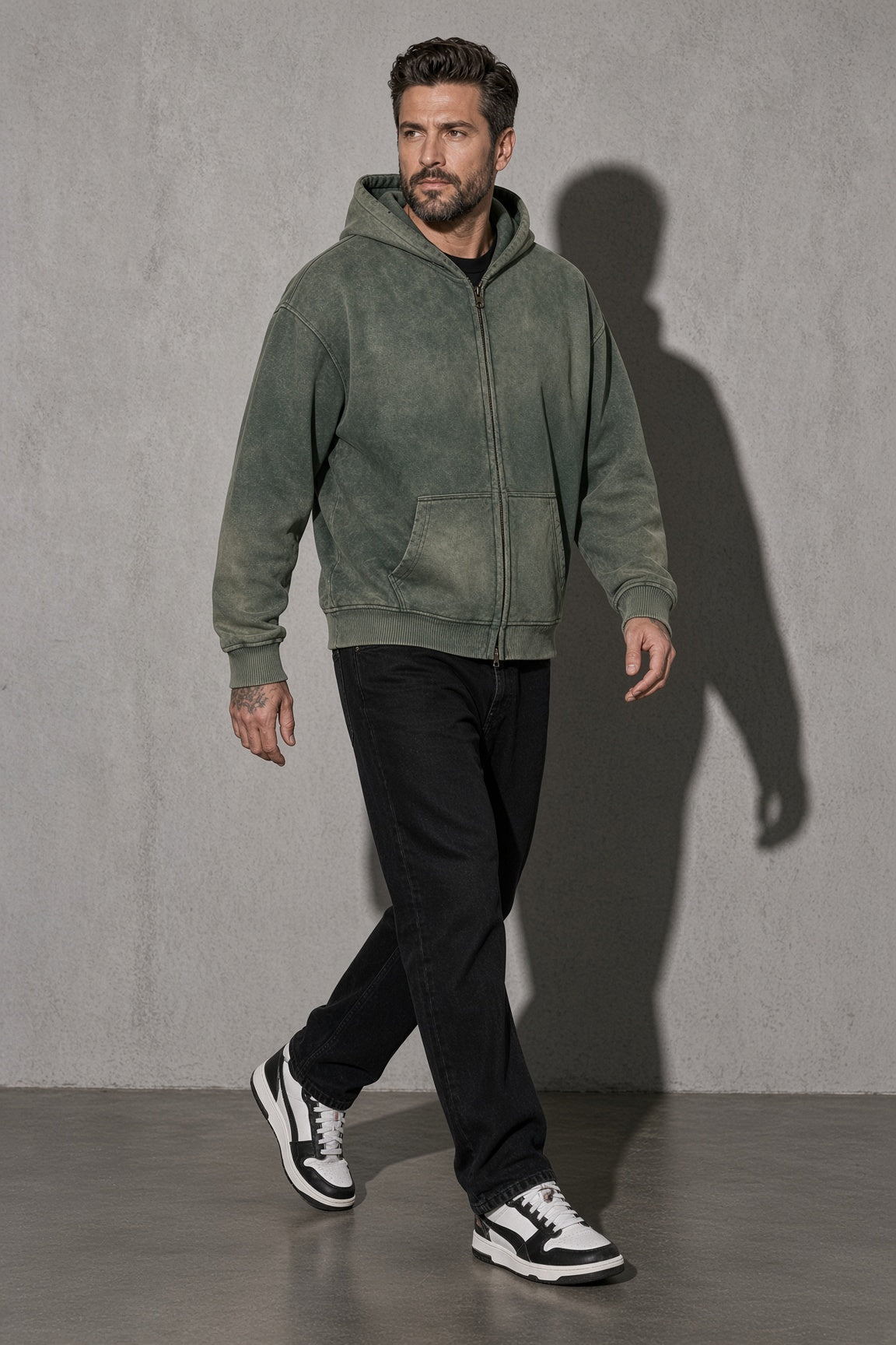 Men's Thick Spray-Dyed Cotton Hoodie with Front Zip Detail