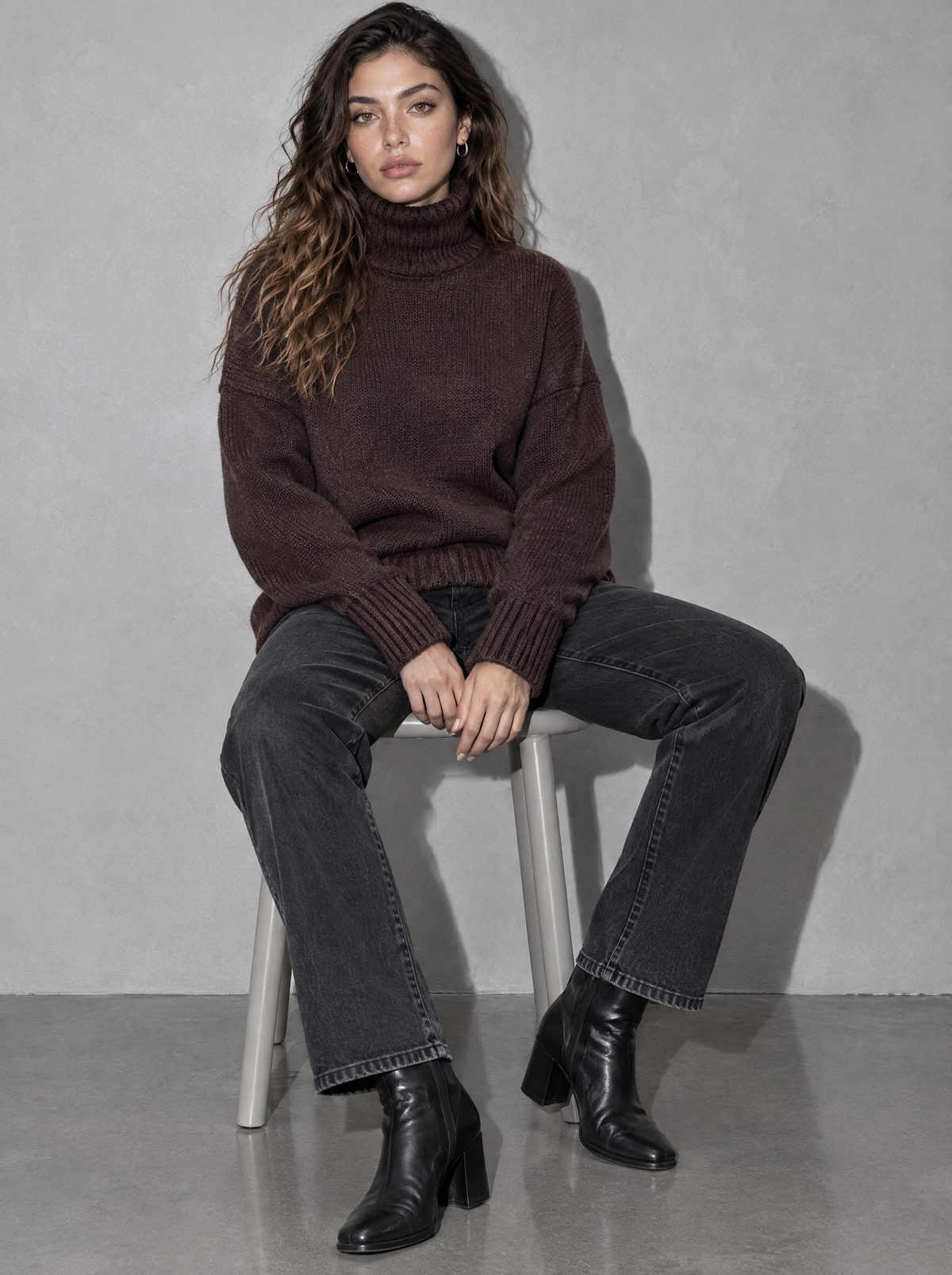 CodeCulture catalog 2026-09-14 | Brown | seated_or_lean