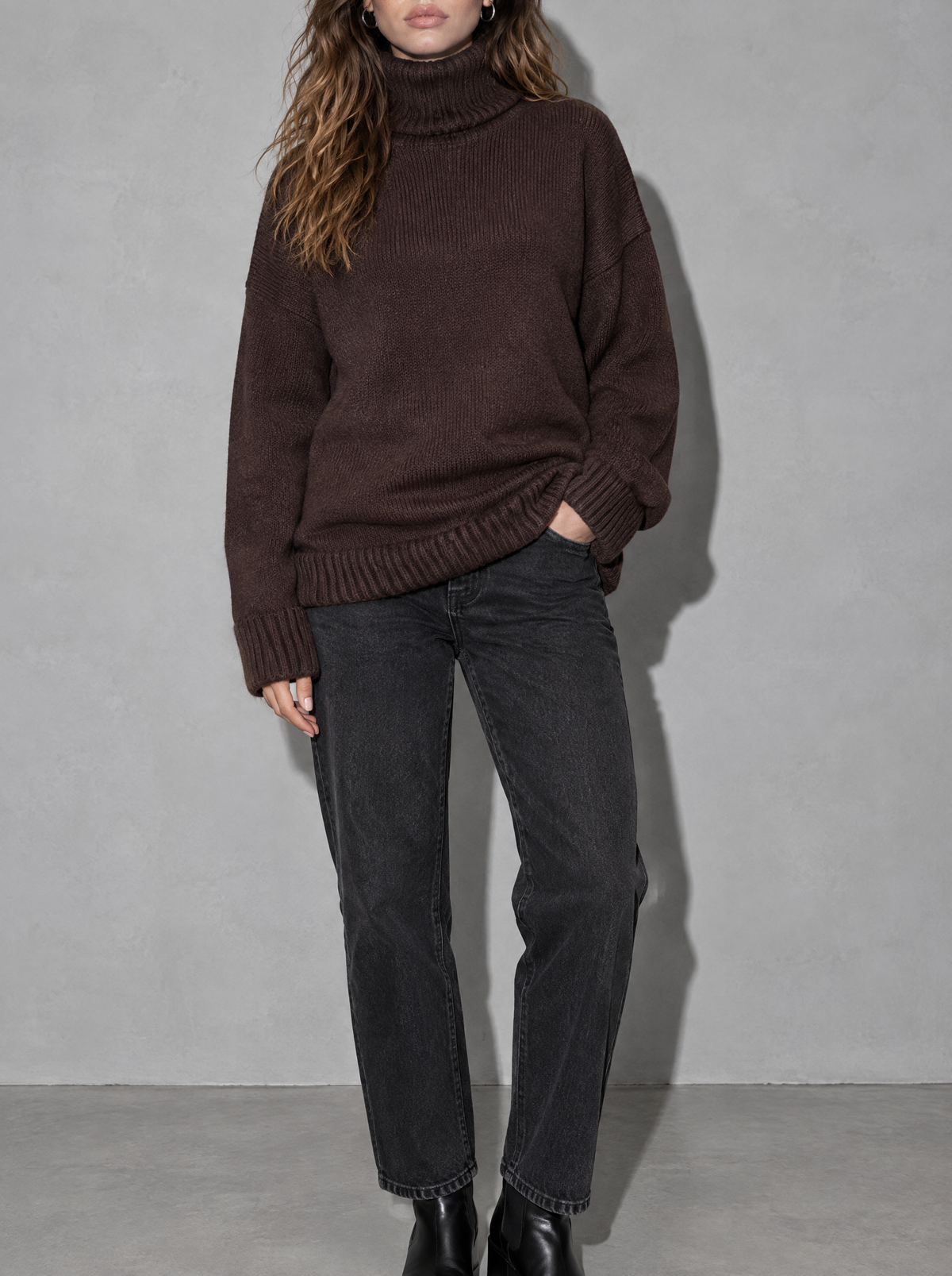 CodeCulture catalog 2026-09-14 | Brown | bust_to_thigh