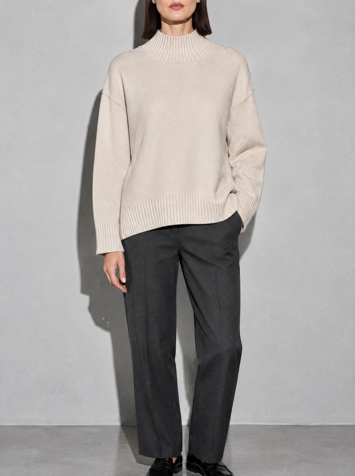 CodeCulture catalog 2026-09-14 | Apricot | bust_to_thigh