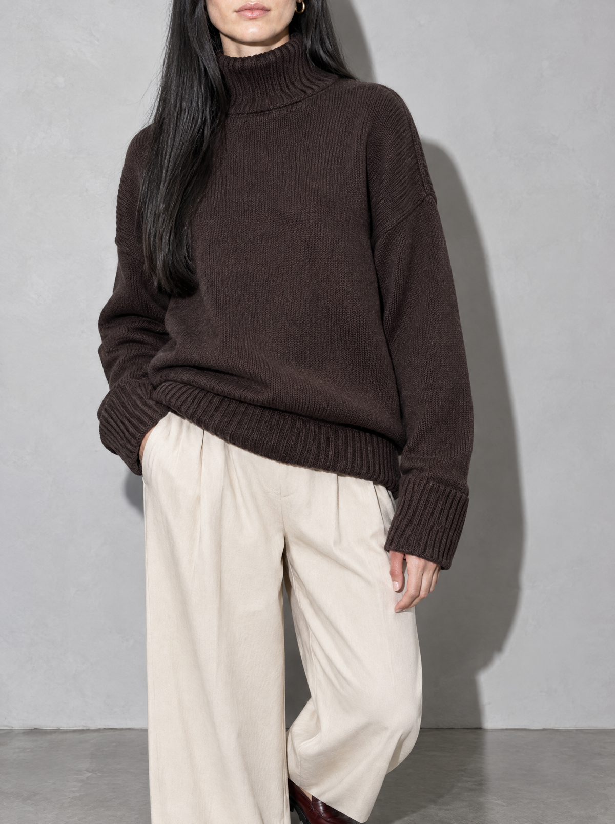 CodeCulture catalog 2026-09-14 | Gray | bust_to_thigh